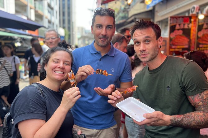 Tokyo: Tsukiji Fish Market Food and Walking tour - How active is the walk?