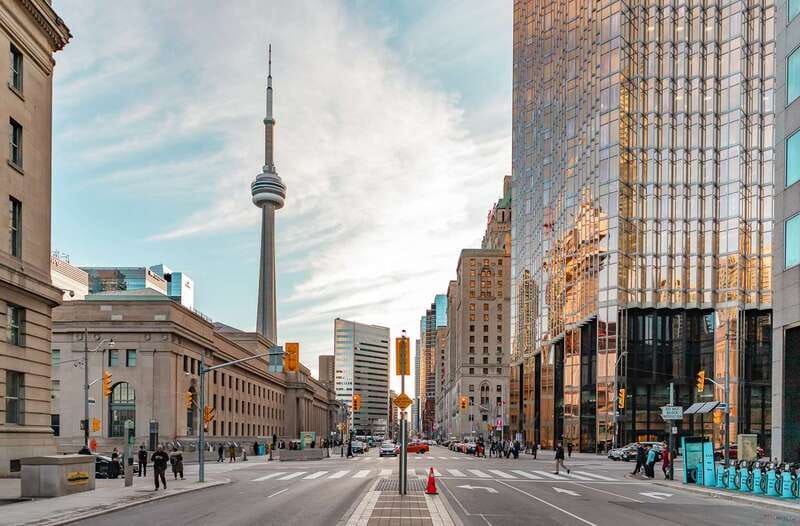 Toronto: 2-Hour Downtown Walking Tour - Architecture From the Ed Mirvish Theatre to the CN Tower