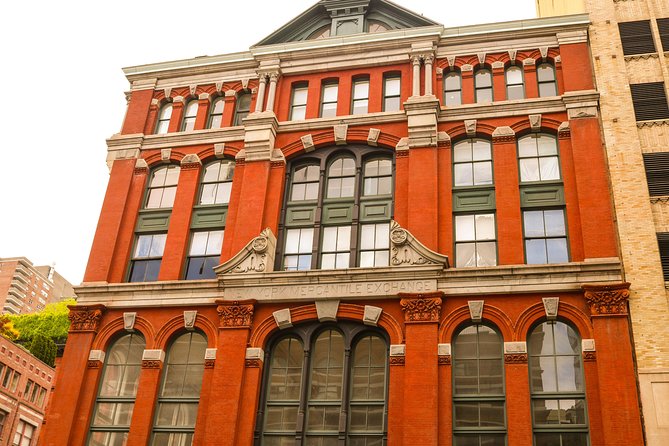 Tribeca Architecture And History Walking Tour - Starting beneath the Tweed Courthouse