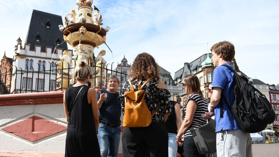 Trier: Guided Old Town Highlights and History Walking Tour - Following Trier from Rome to the present