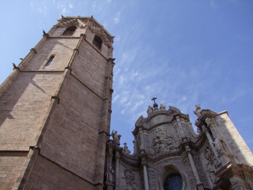 Valencia: Historical Walking Tour - Beginning at the Torres de Serranos