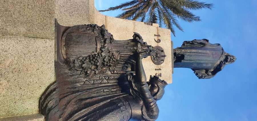 Valletta: City Walking Tour in a Small Group - Group size, pace, and practical comfort