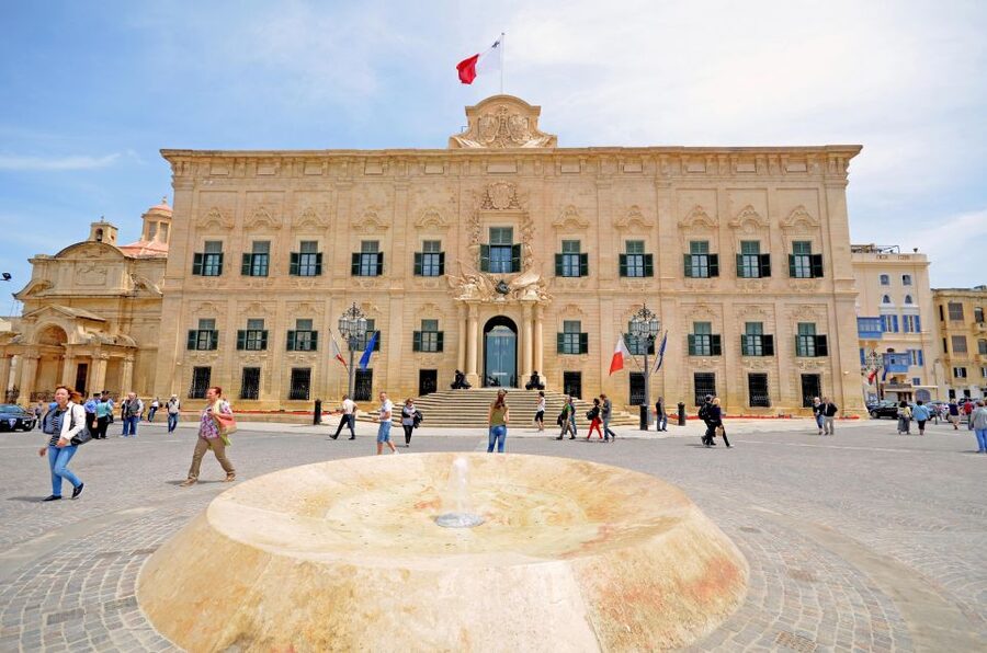 Valletta: Half-Day City Discovery Walking Tour - Upper Barrakka Gardens and the Grand Harbour view