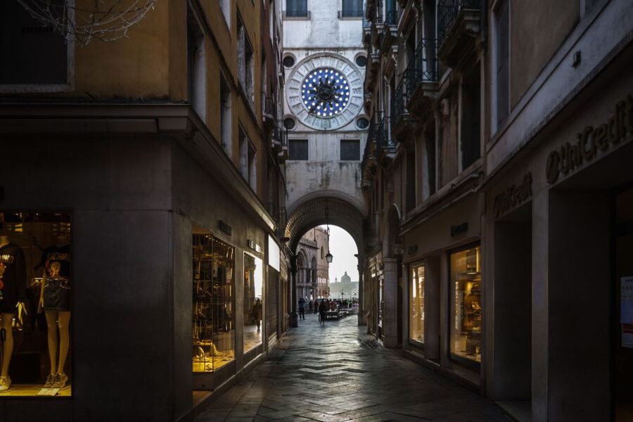 Venice: City Center Historical Guided Walking Tour - What $14 gets you