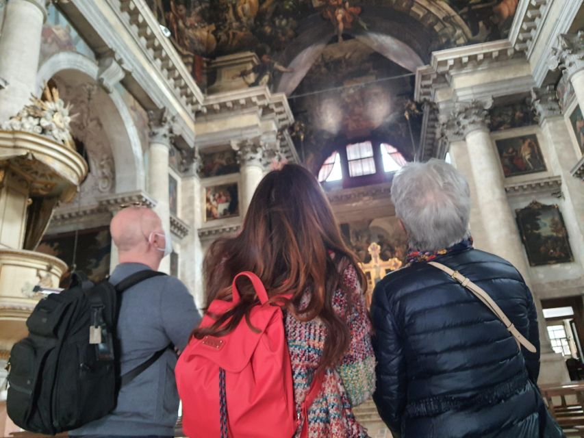 Venice: Walking Guided Tour of the City Must-See Sites - Ending at St. Mark’s Square