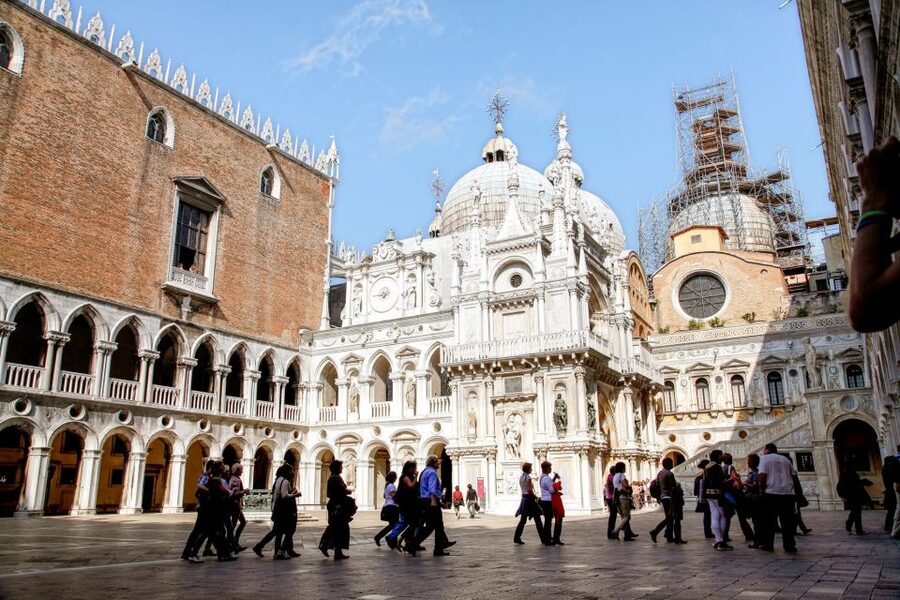 Venice: Walking tour, Doge Palace, & St. Mark's Basilica - Why this tour works well for a first look at Venice