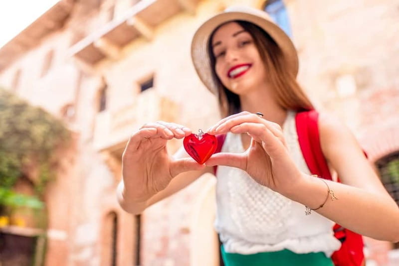Verona: Romeo and Juliet Guided Walking Tour - Piazza delle Erbe, Verona’s public stage