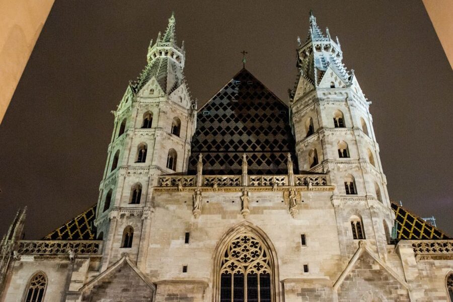 Vienna: Ghosts and Legends Guided Nighttime Walking Tour - Starting near the Hofburg Palace