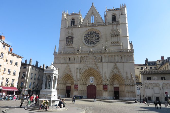 Vieux Lyon Cultural & Historical Walking Guided Tour (English) - A quick look at miniatures and film effects