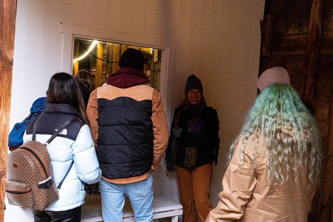 Walking Tour in Bergen of the Past and Present - Steinkjellerbakken and life on the hillside
