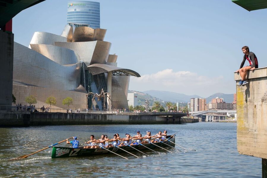 Walking Tour in Bilbao - La Ribera Market and the taste of local life