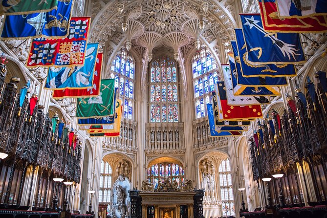 Walking Tour of London Westminster Abbey, Big Ben, Buckingham - Entering Westminster Abbey on the four-hour option