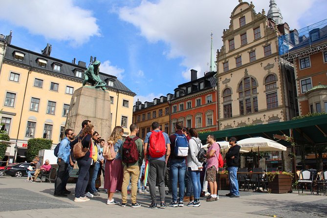 Walking Tour of Stockholm Old Town - The Royal Swedish Opera and the final statue
