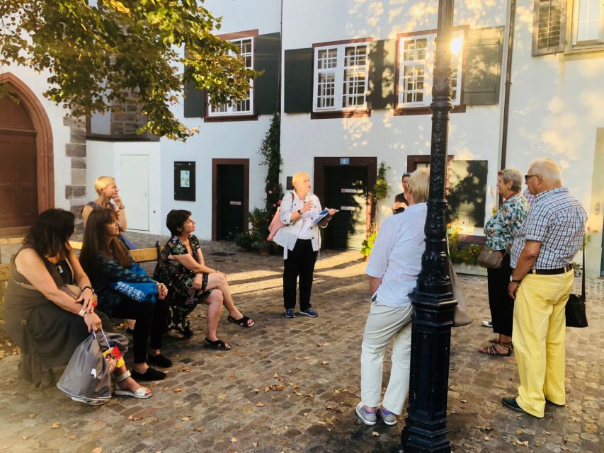 Walking Tour through Basel Old Town - Why Basel makes sense on foot