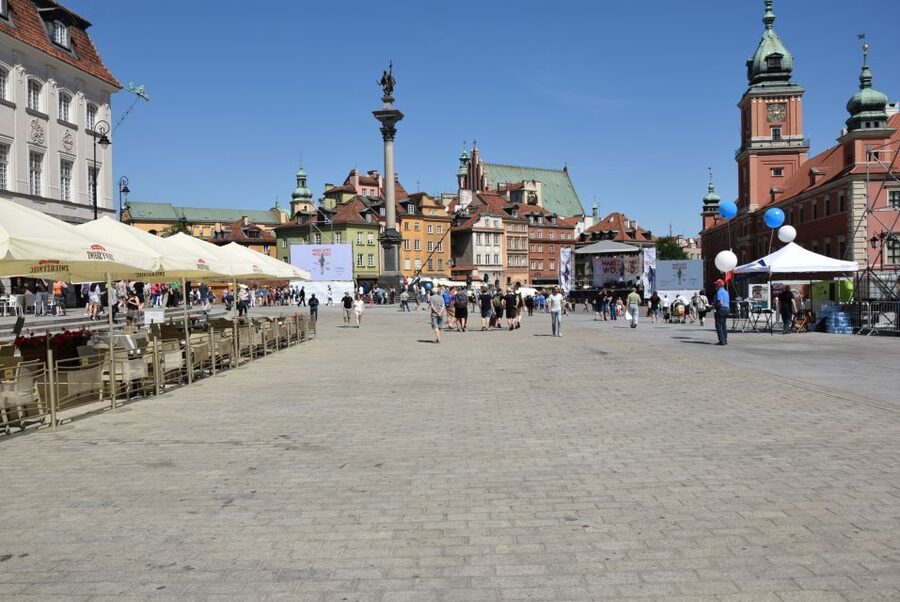 Warsaw: Old Town Guided Walking Tour - Market Square and the Warsaw Mermaid