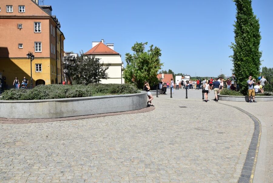 Warsaw: Old Town Guided Walking Tour - New Town and Marie Curie’s birthplace
