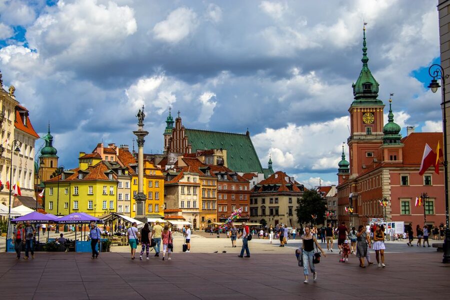 Warsaw: Old Town Highlights Walking Tour in English - Why this walk is a smart first look at Warsaw