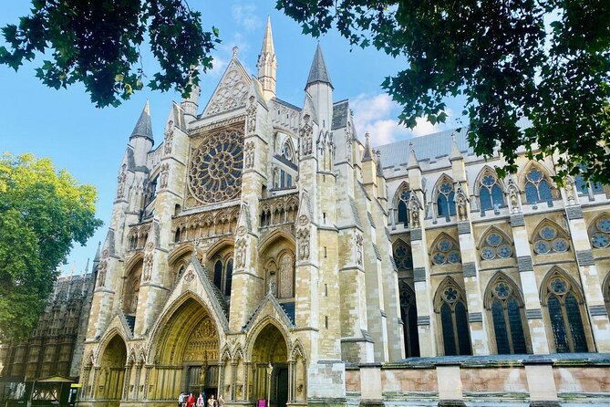 Westminster Guided Walking Tour with Abbey Entry - Trafalgar Square brings art and empire into view
