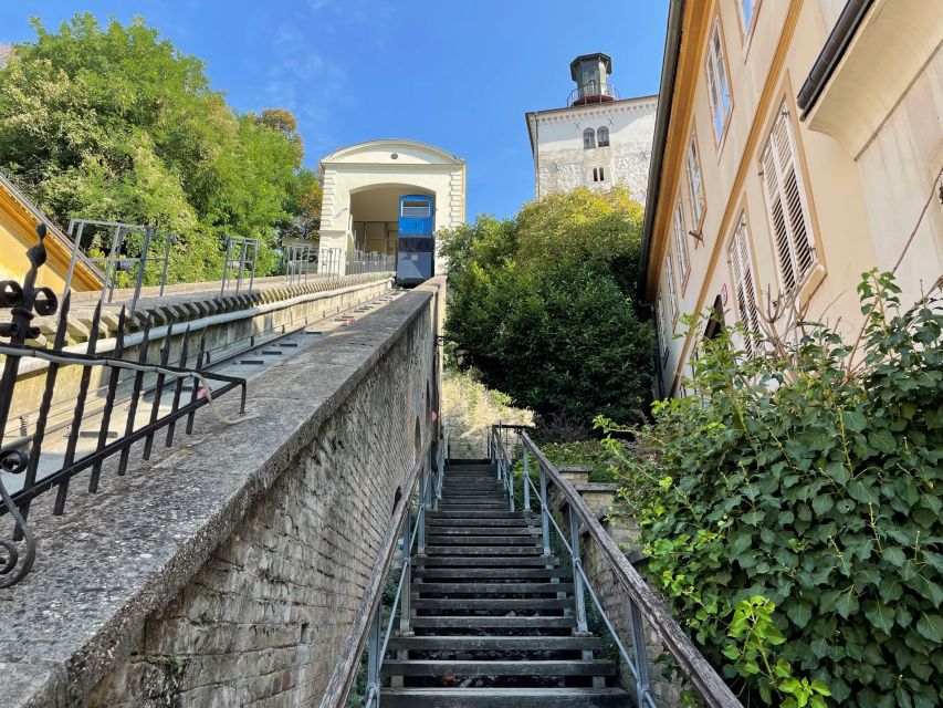 Zagreb: City & History Walking Tour & WW2 Tunnels - Zagreb Cathedral and Dolac Market