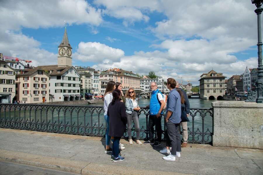 Zurich Old Town Walking Tour: 2-Hours - Key points at a glance